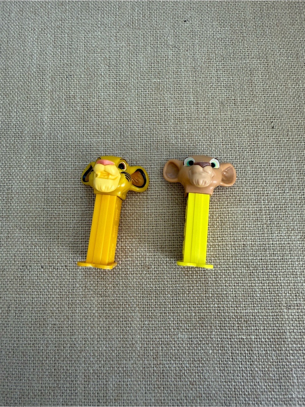 Disney Lion King Simba & Nala PEZ Dispensers - Yellow